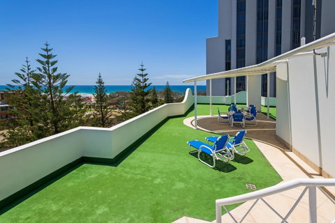 The Ritz Resort Heated Pool - Accommodation Directory 23