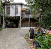 Five Bimba Tractor House - Accommodation Directory
