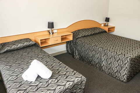 Salisbury Hotel Motel - Accommodation Directory 10