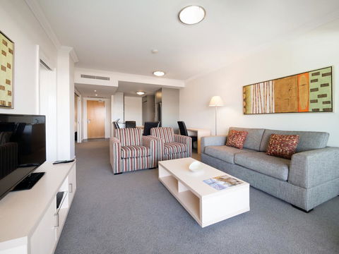Oaks Brisbane Mews Suites - Accommodation Directory 12
