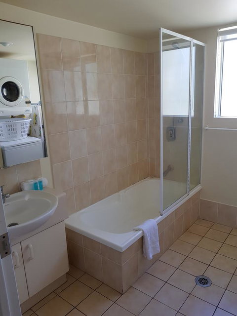 Markham Court - Accommodation Directory 21