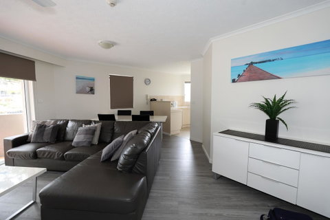 Markham Court - Accommodation Directory 3