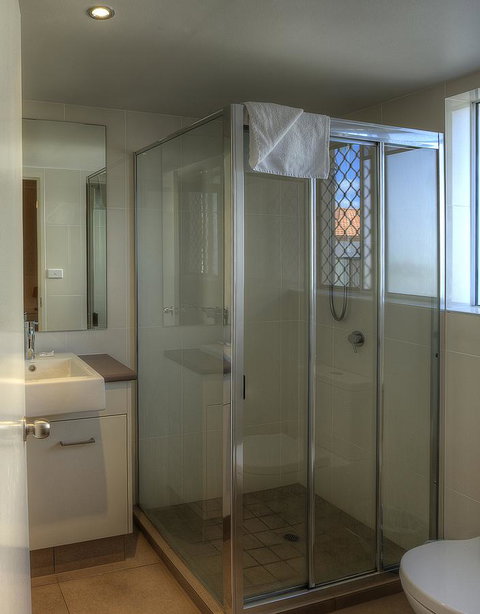 Markham Court - Accommodation Directory 14