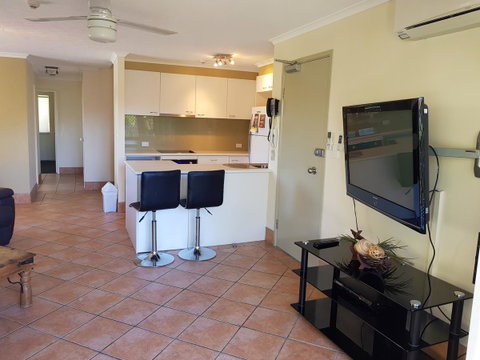 Markham Court - Accommodation Directory 23