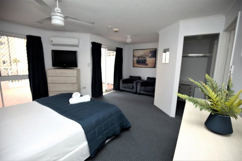 Markham Court - Accommodation Directory 2