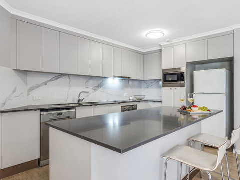 Markham Court - Accommodation Directory 28