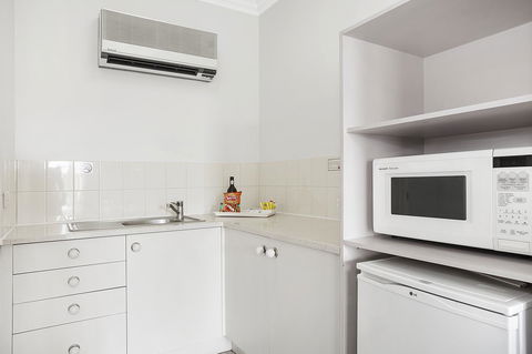 Coopers Colonial Motel - Accommodation Directory 33