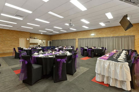 Coopers Colonial Motel - Accommodation Directory 14