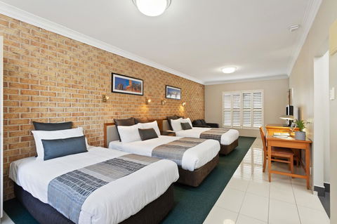 Coopers Colonial Motel - Accommodation Directory 9