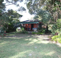 Signal Cottage - Accommodation Directory
