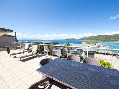 Grand Mercure Apartments Magnetic Island - Accommodation Directory 11