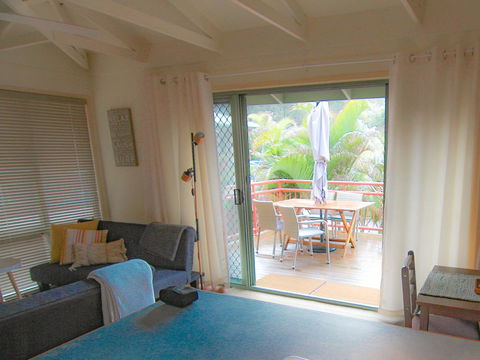 17 Pt Lookout Beach Resort - Accommodation Directory 2