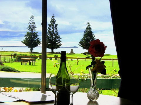 King Island Accommodation Cottages - Accommodation Directory 0