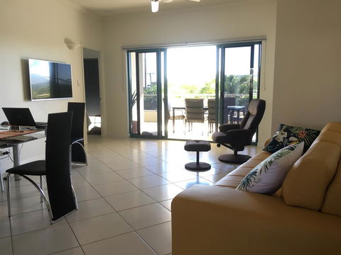#1 On The Strand - Accommodation Directory 3