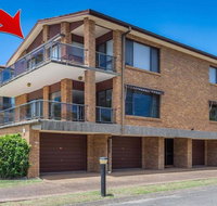 'COLUMBIA VIEWS' 2/9 COLUMBIA CLOSE - AIRCON WIFI NETFLIX VIEWS  BOAT PARKING - Accommodation Directory