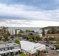 1 'Seaview' 9 Church Street - huge air conditioned unit with lift  WIFI - Accommodation Directory