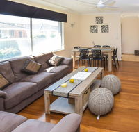 1/33 Wharf Street - Accommodation Directory