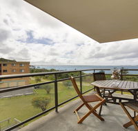 11 'Promenade' 8 Intrepid Close - air conditioned unit with beautiful water views - Accommodation Directory