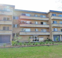 11 'Silvana Court' 26 Ajax Avenue - close to the water and clubs - Accommodation Directory