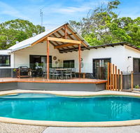 11 Naiad Court - Rainbow Shores Fantastic Family Retreat Swimming Pool 200m to beach Free Wi-Fi - Accommodation Directory