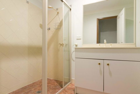 12 Mount Porepunkah Road - Accommodation Directory 1