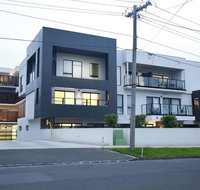 136 Light-filled Homely Box Hill Apt 2Bed2BathFreeParking - Accommodation Directory