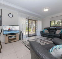 16 'Carindale' 19-23 Dowling St - Ground floor Foxtel Pool and Tennis Court - Accommodation Directory