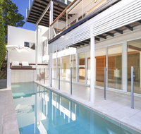 16 The Quarterdeck - Accommodation Directory