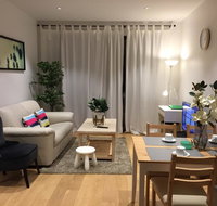 18 surflen st - Accommodation Directory