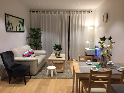18 Surflen St - Accommodation Directory 0