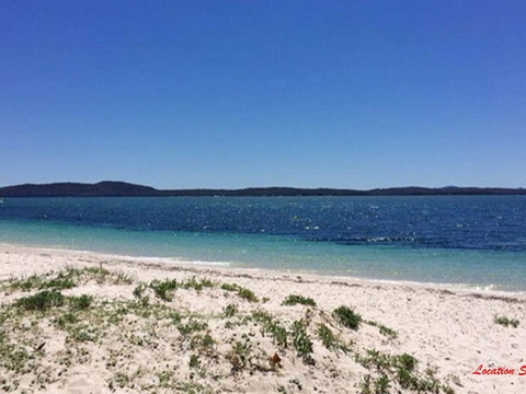 2 'Copacabana', 61 Sandy Point Road - Cute Unit With Water Views From The Balcony - Accommodation Directory 3