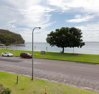 2 'Little Hut' 20 Kurrawa Close - Stunning water views of Little Beach - Accommodation Directory