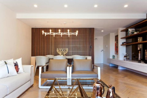 2 Bed Sydney Executive Apt Close To City - Accommodation Directory 0