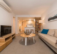 2 Bedroom Apartment Seconds From Valley - Accommodation Directory
