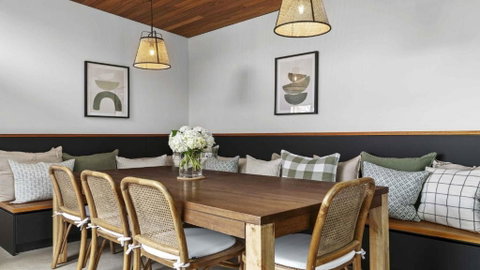 Beautifully Renovated Period Property Walking Distance To Cbd - Accommodation Directory 1
