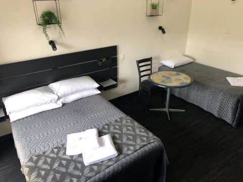 Blue Gums Hotel Motel - Accommodation Directory 2
