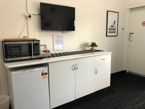 Blue Gums Hotel Motel - Accommodation Directory 3
