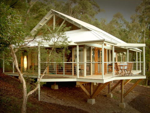 Bombah Point Eco Cottages - Accommodation Directory 0