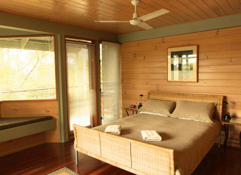 Bombah Point Eco Cottages - Accommodation Directory 3