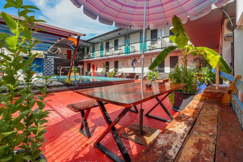 Capitanos - Accommodation Directory 1