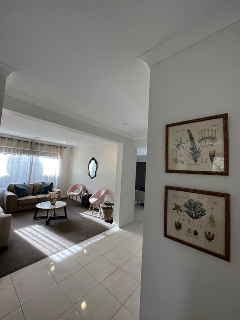 Charming And Cosy On Riverside, Air-Conditioned - Accommodation Directory 3
