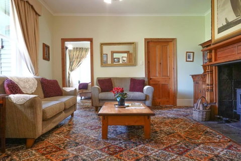 Casilda House-Central Waterfront - Accommodation Directory 1