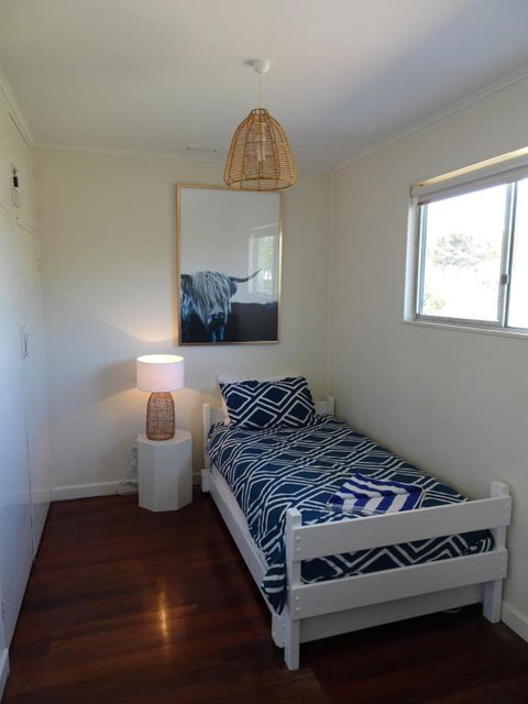 Central Views - Accommodation Directory 4