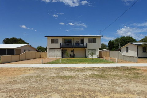 Central Views - Accommodation Directory 1
