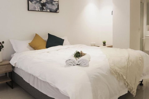 Centre Collins - Accommodation Directory 2