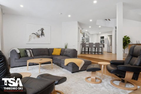 Chalet 26 - Accommodation Directory 1