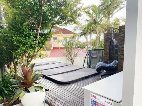 Cheerful/family Friendly Home With Water Views - Accommodation Directory 3