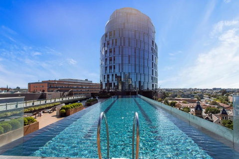 Chic 1-Bed With Pool & Amenities In St Kilda Road - Accommodation Directory 4