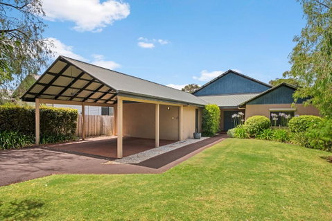 Cienna - Accommodation Directory 0