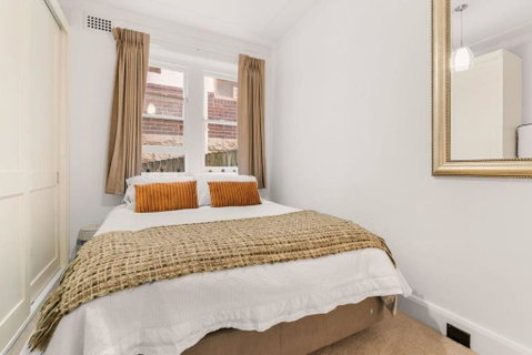 Classic Art Deco - Accommodation Directory 3